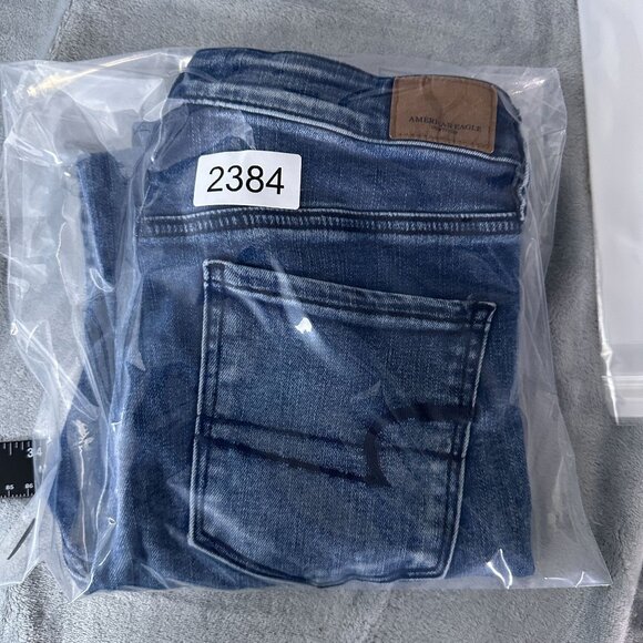 American Eagle Outfitters Skinny Jeans Womens Size 12 Distressed Mid Rise Blue - Picture 13 of 13